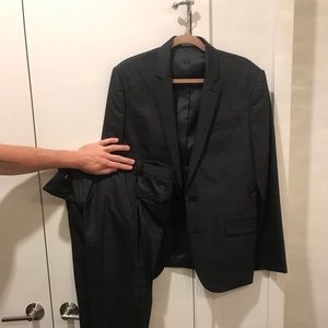 Men’s Express Suit